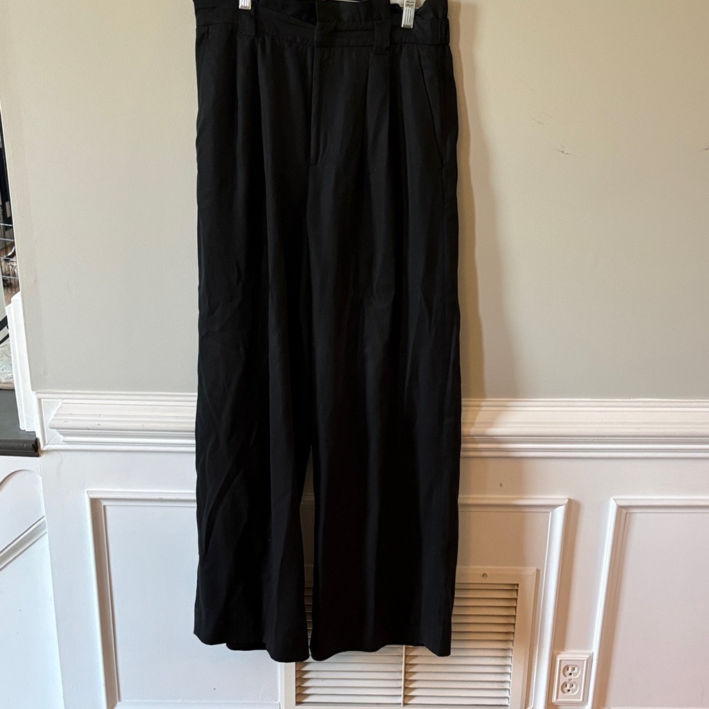 Banana Republic Factory, wide Leg, Paper bag Waist Pant size 10